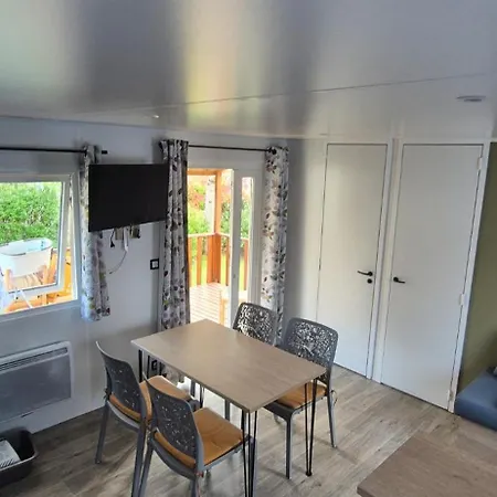 Monpetitmobilhome Kamp alanı Ascarat