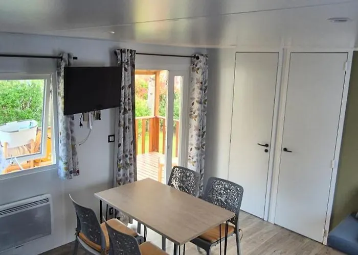 Monpetitmobilhome Kamp alanı Ascarat